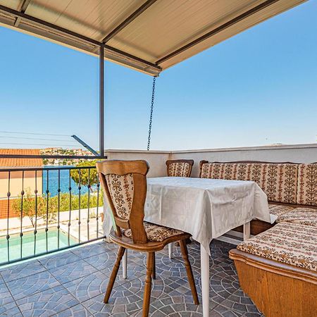 Nice Home In Zatoglav With House Sea View Podglavica 外观 照片