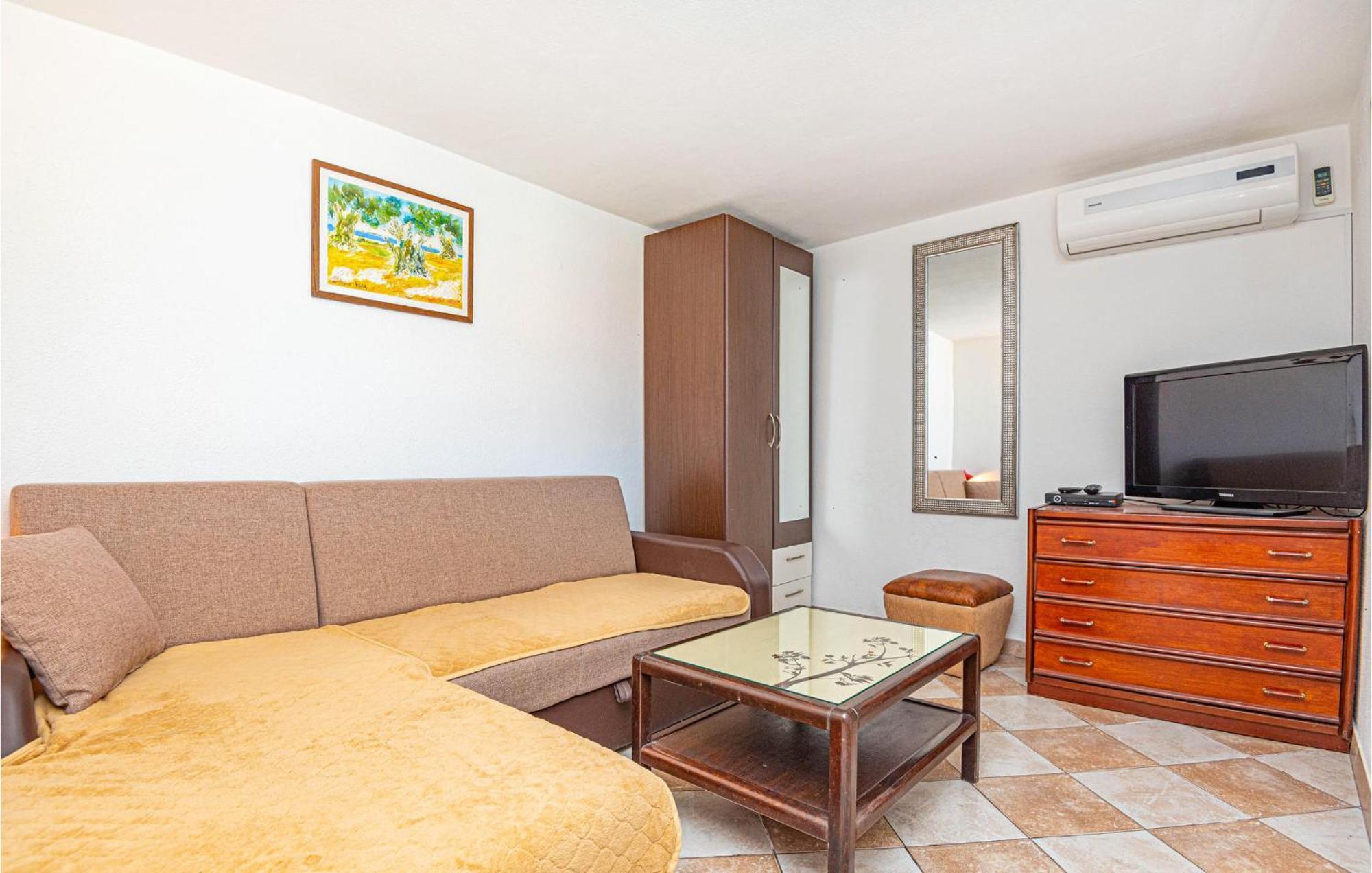 Nice Home In Zatoglav With House Sea View Podglavica 外观 照片